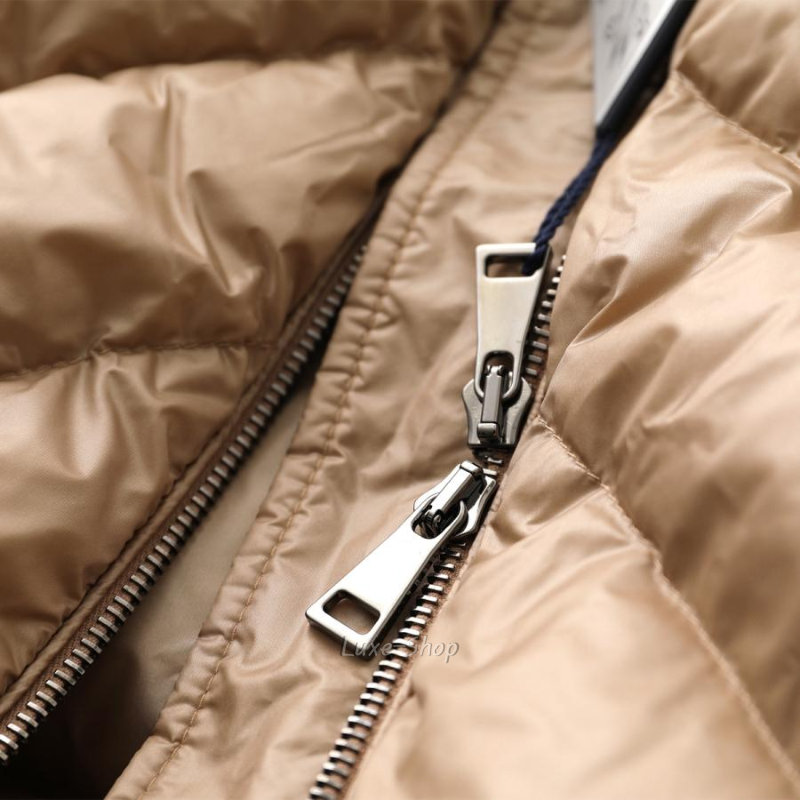 1C00023 595ZZ 239 6.jpg